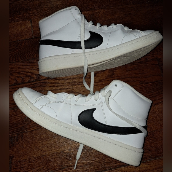 Nike Mens Court Royale 2 Mid Sneakers in White and Black - Picture 7 of 8